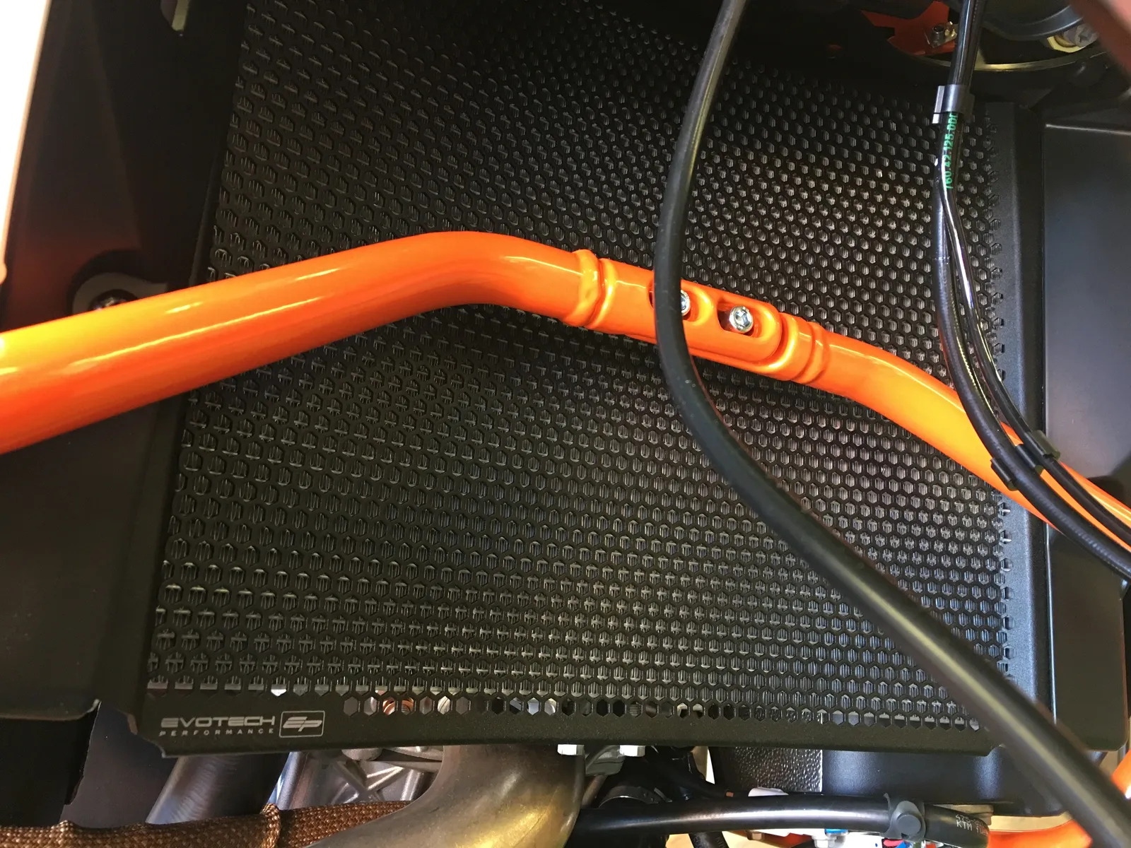Evotech Radiator Guard