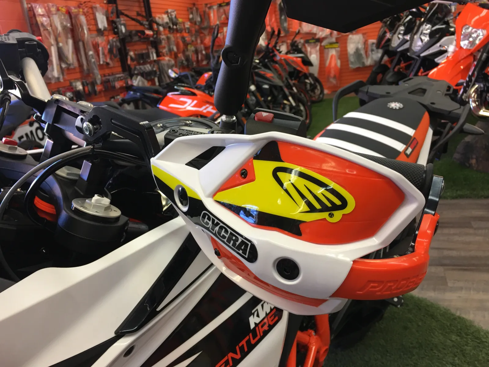 Cycra Ultra Probend CRM